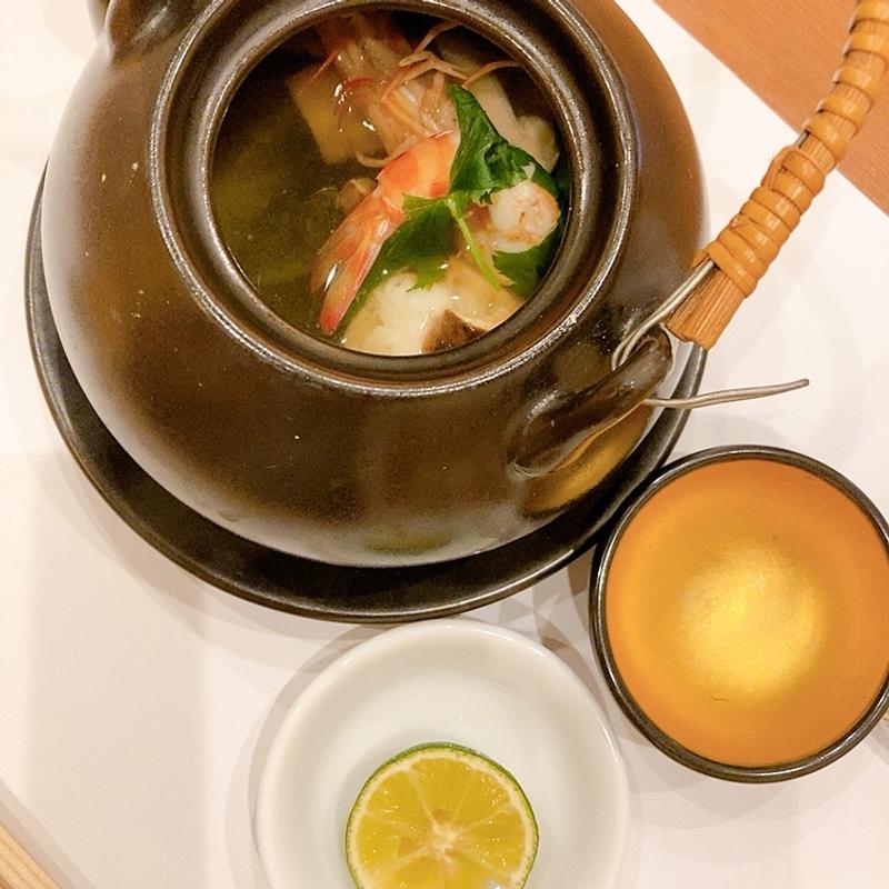 松茸の土瓶蒸し（おまかせコース）(食彩 おもと )