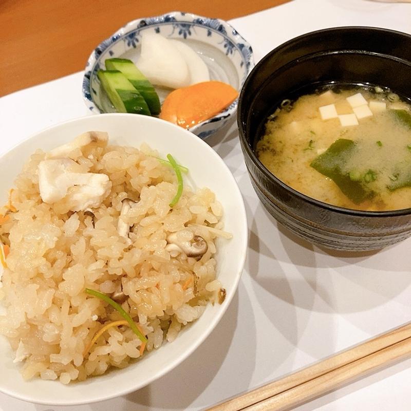 鯛飯、味噌汁、香の物（おまかせコース）(食彩 おもと )