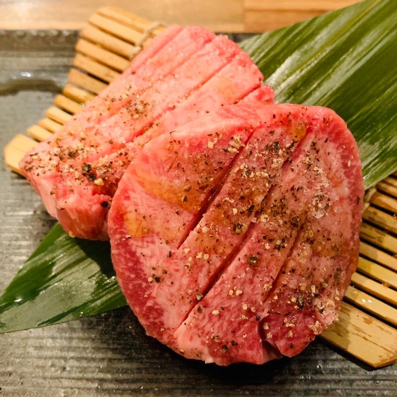 厚切り上タン塩(炭火焼肉 肉蓮)