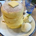 ふわふわとろける三ツ星パンケーキ(3 STARS PANCAKE （スリースターズパンケーキ）)