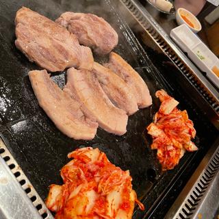 サムギョプサル(韓国料理 豚とんびょうし)
