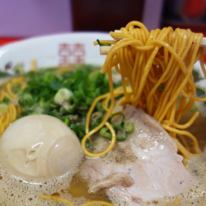 唐辛子練込麺へ変更(駒や)