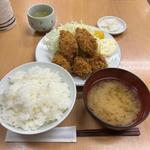 カキフライ定食(山家 上野店)