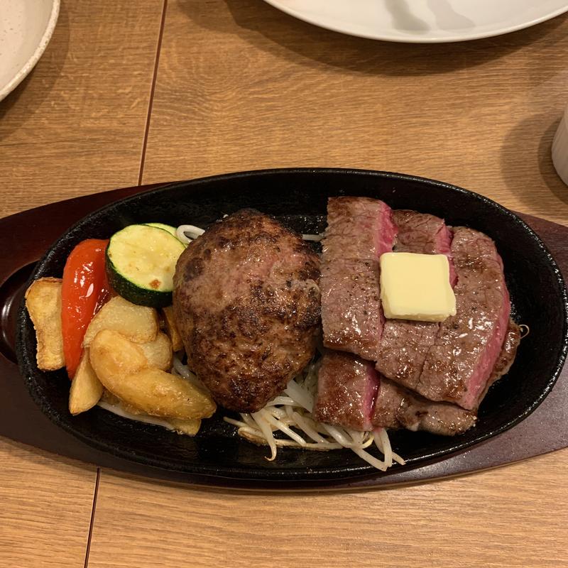 至福のハンバーグ&和牛赤身ステーキ(Spica)