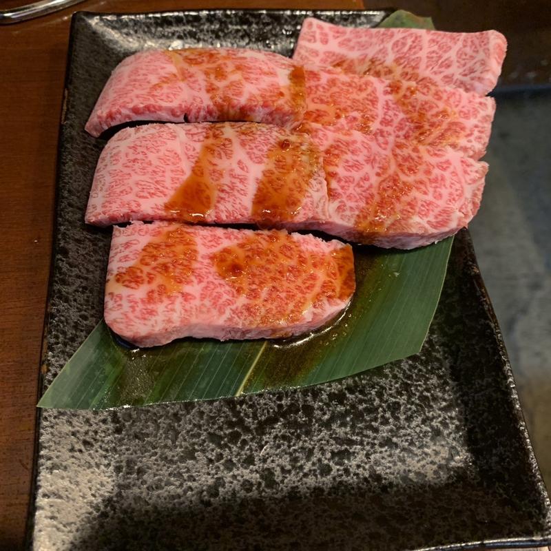 黒毛和牛ザブトン(真牛網焼き工房)