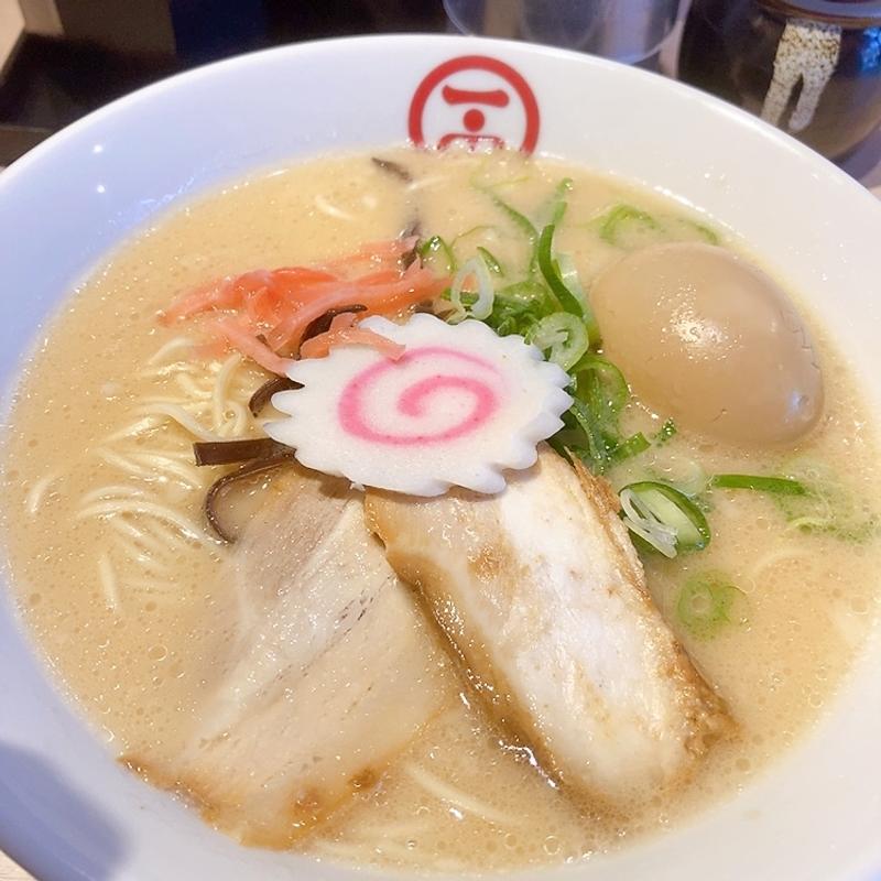 白とん（味玉トッピング）(ぶちとん 本店)