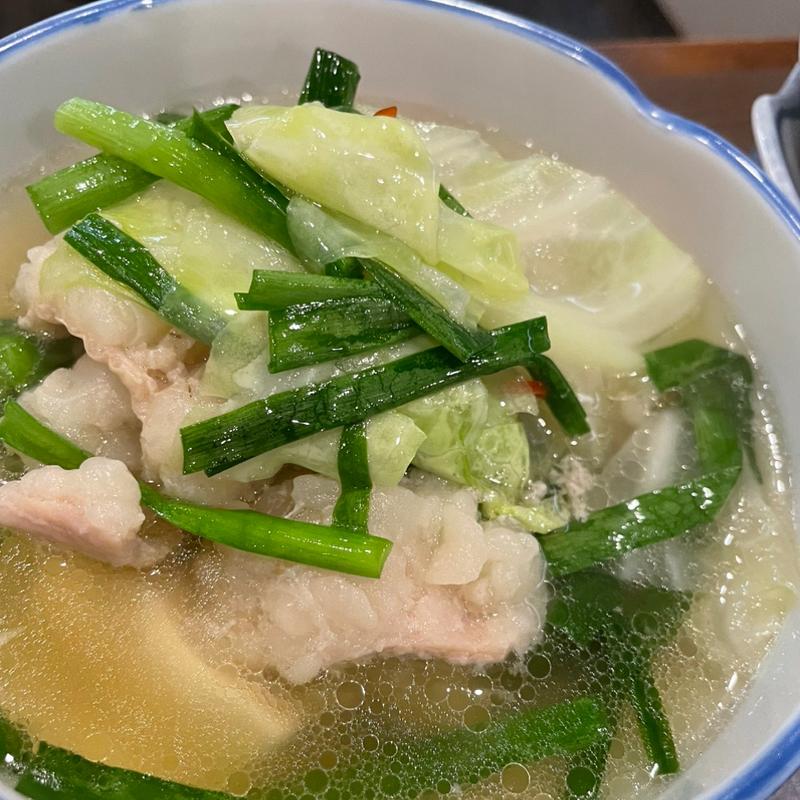 ホルモンキャベツ煮込(鈴亭 （リンテイ）)