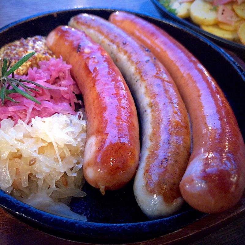 ソーセージ3種盛り(シュマッツ ビアダイニング 名古屋タワーズプラザ店)