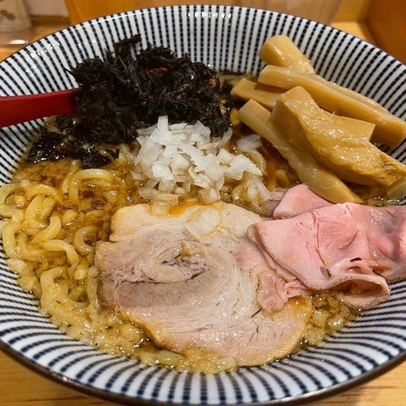 (焼きあご塩らー麺たかはし 銀座店)