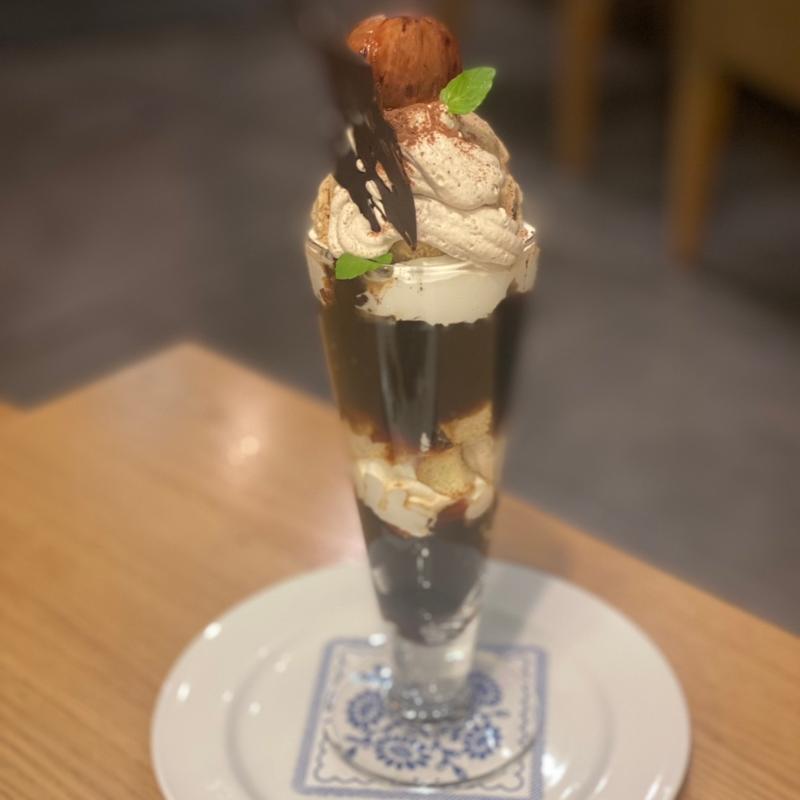 栗のパフェ（季節限定）(cafe CERVIN)