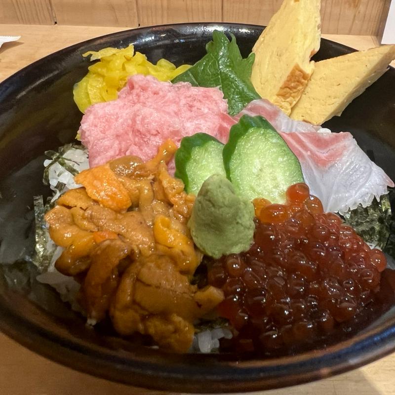生うに丼(さかり寿司)