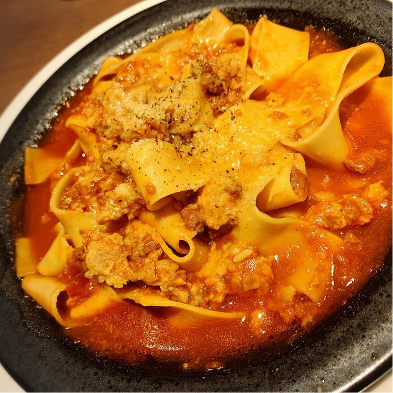 パッパルデッレ　黒毛和牛と黒豚のボロネーゼ(Italian kitchen VANSAN 香椎店)