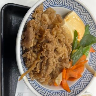 牛すき丼(吉野家 １４号線西小松川店)