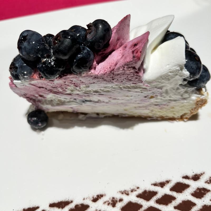 ブルーベリーとクリームチーズのケーキ(カフェコムサ コムサステージ銀座店)