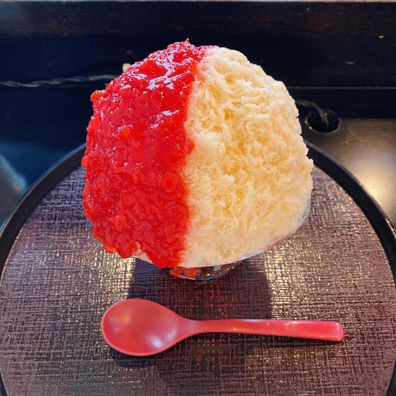 苺練乳(甘味処 甘寛)