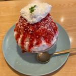 苺ゴルゴンゾーラ(氷屋 みどりこ)