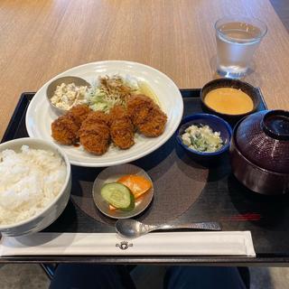 カキフライ定食(AKOMEYA厨房　神楽坂)