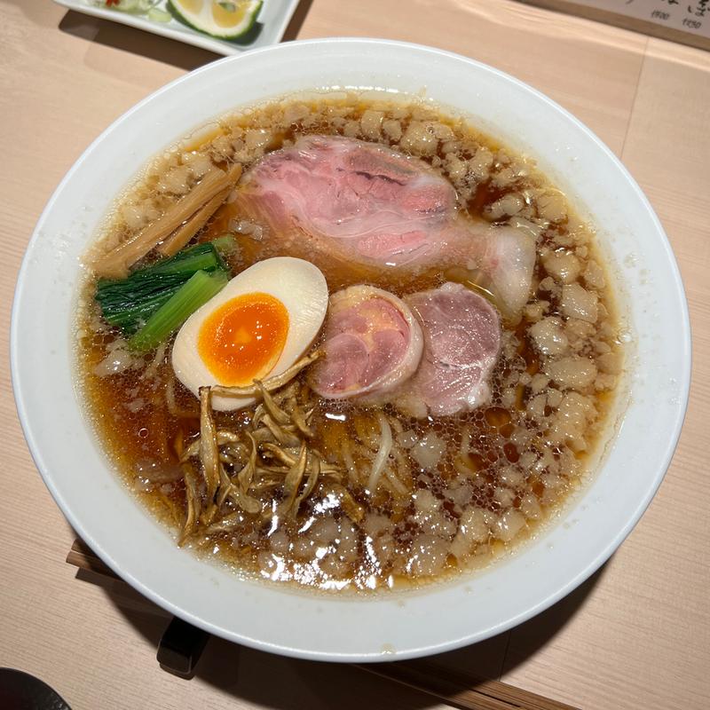 背脂醤油そば(新博多醤油そば　もやい)