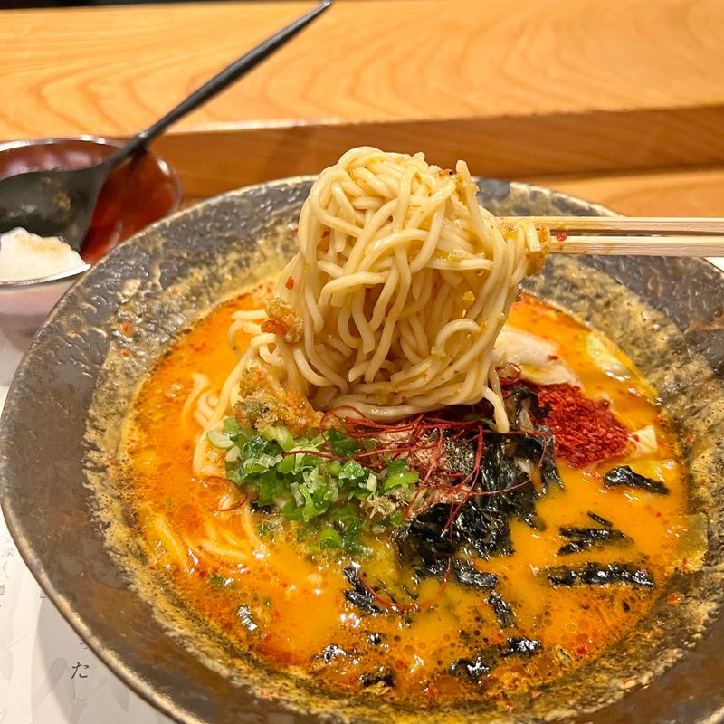 魚骨 辛麺(通常麺)(GYOKOTSUYA)