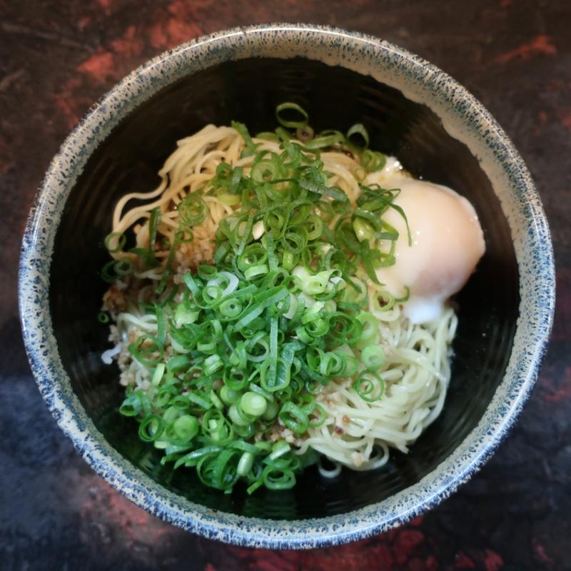 汁なし担々麺温玉入り(きさく )