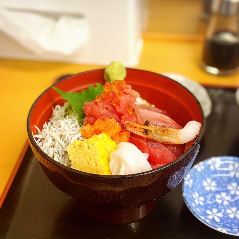 海鮮丼(もみじや)