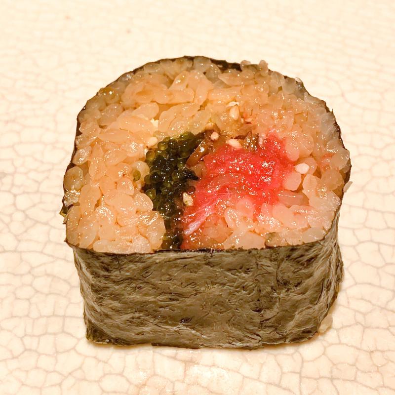 トロタク巻き(すし寿)