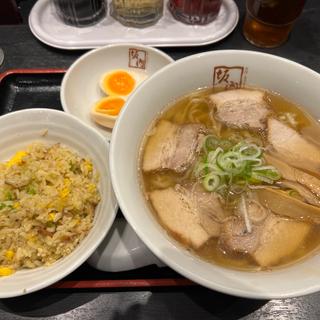 半チャーハンセット(喜多方ラーメン 坂内 調布店)