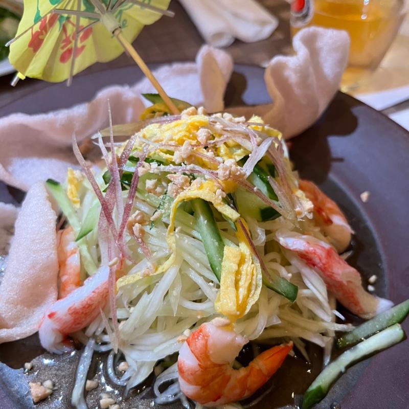 青いパパイヤのサラダL(ヴェトナム アリス 銀座店)