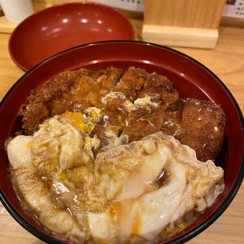 あご出汁かつ丼(焼きあごだし拉麺 きわみ 中洲店)