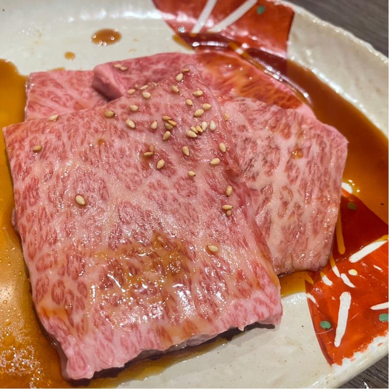 ザブトン(焼肉もーとん)