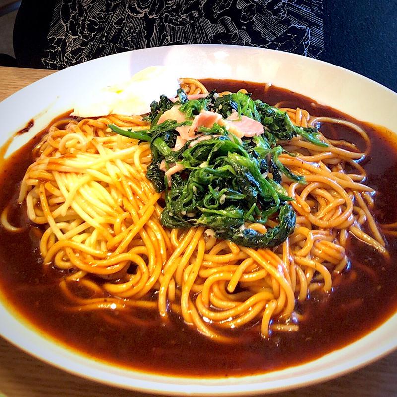 ポパイ＋目玉焼き(1.5人前)(ユウゼン 金山店)