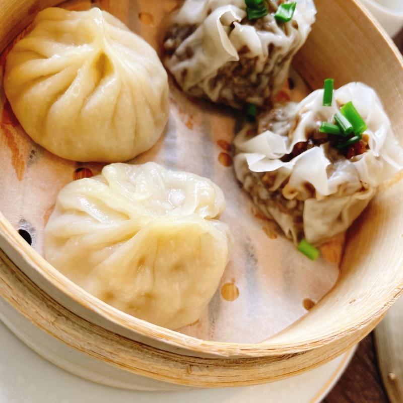 小籠包と、シュウマイ(籠堂)