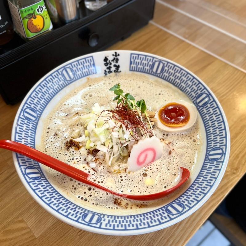 8種の魚介坦々麺(小僧またおまえか。土佐堀店)