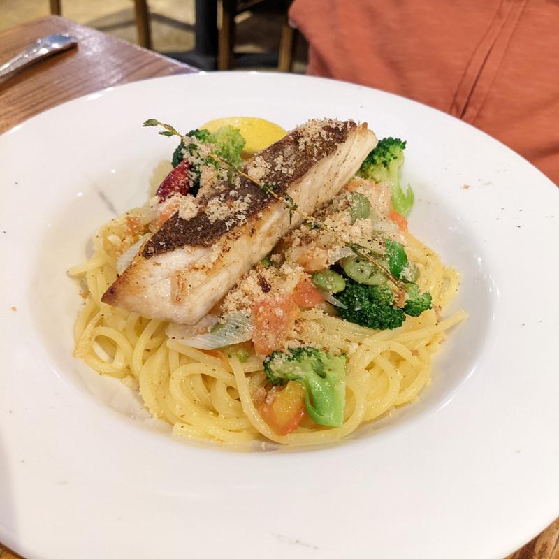 真鯛のグリルと野菜のペペロンチーノ(Locanda Trattoria )