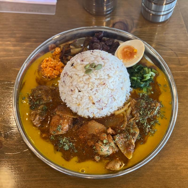 チキン・ド・ピアザ  ~鶴首南瓜の豆乳ポタージュと共に~(アヤカリ亭)