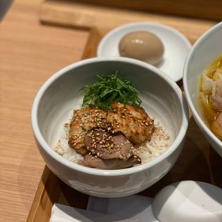 地鶏モモとつくね焼きご飯@らぁ麺 紫陽花(ラーメンWalkerキッチン)