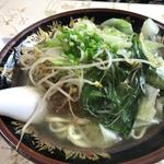 野菜ソーキそば(新八食堂 （しんぱちしょくどう）)