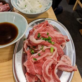 (炭火焼肉ホルモン小町 新川店)