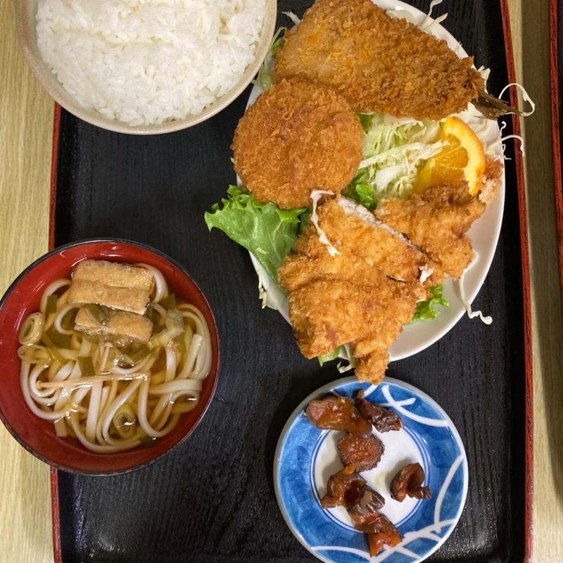 フライ定食(さくら食堂)