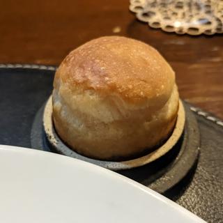 塩レモンとじゃがいものピューレを詰めたパン(パントス by 3104)
