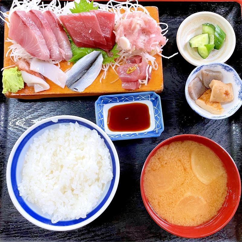 刺身定食(ひがし食堂)