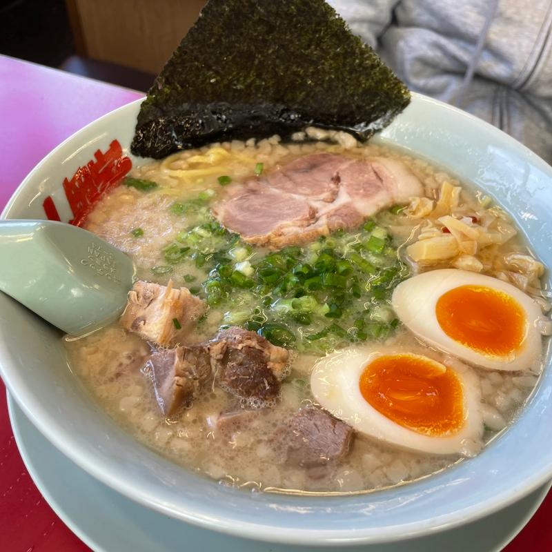 プレミアム塩とんこつラーメン(ラーメン 山岡家 羽生店)