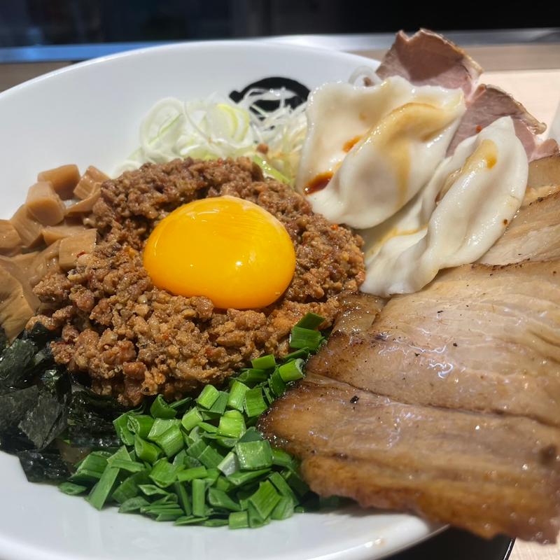 台湾カレーまぜそば(麺や マルショウ EST店)