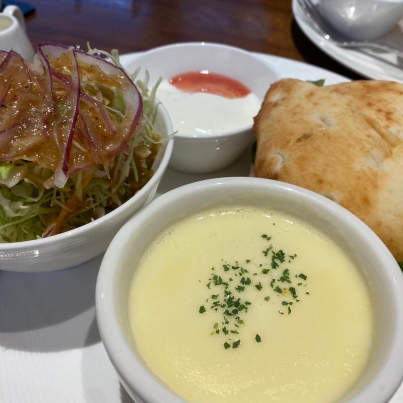 (羅座亜留 竹原（ラザール竹原）)