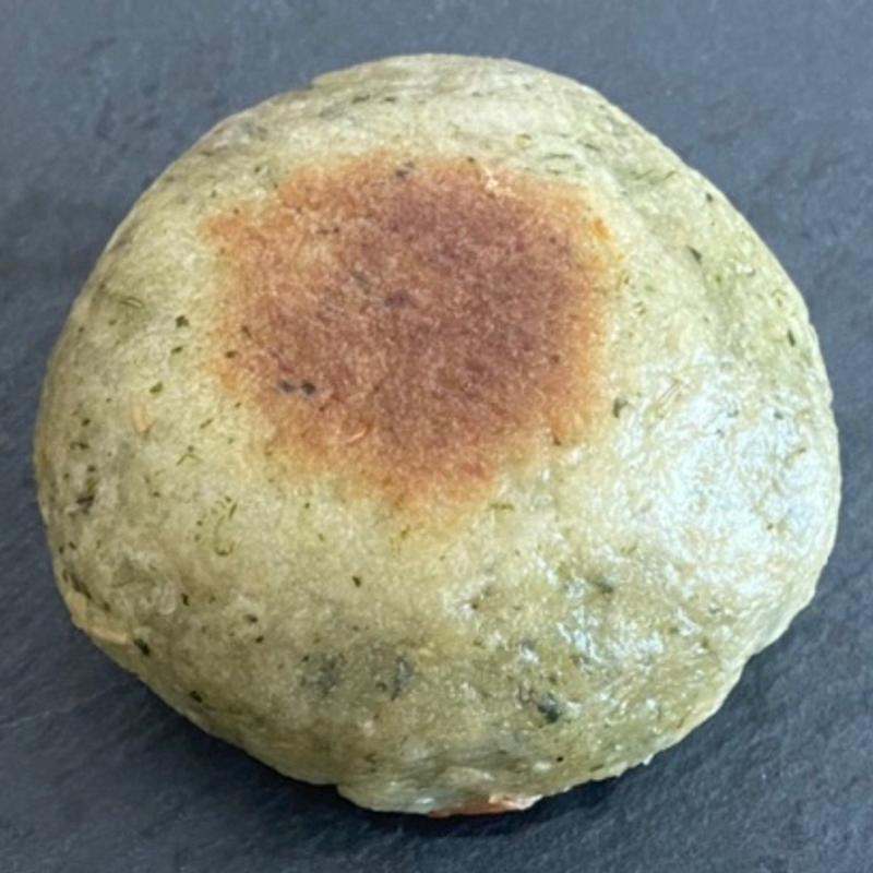 おやき（よもぎ）(道の駅 美山ふれあい広場)