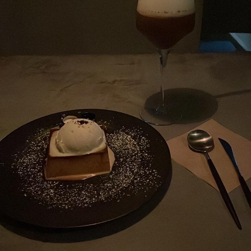 プリン　トッピングアイス(イルマン堂)