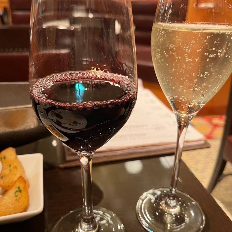 グラス　ワイン白、赤(レ ロジェ ビストロ ド ロア （LES ROSIERS BISTROT DE L’OIE）)