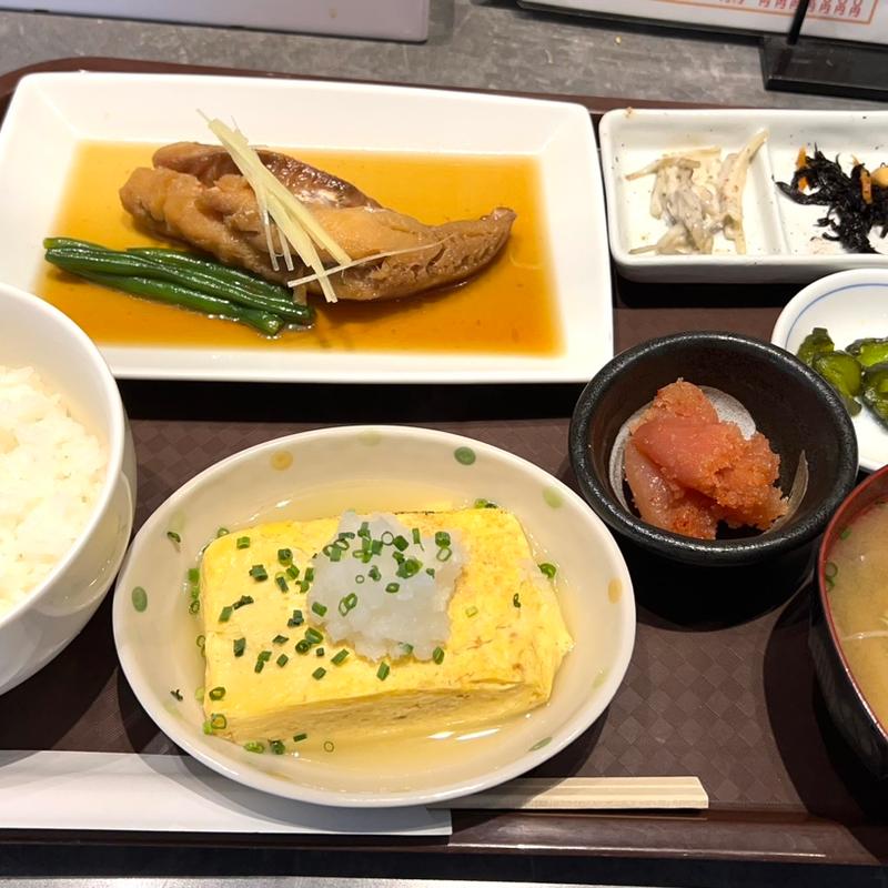 赤魚煮付けとだし巻き卵定食(酒と飯　たまる食堂)