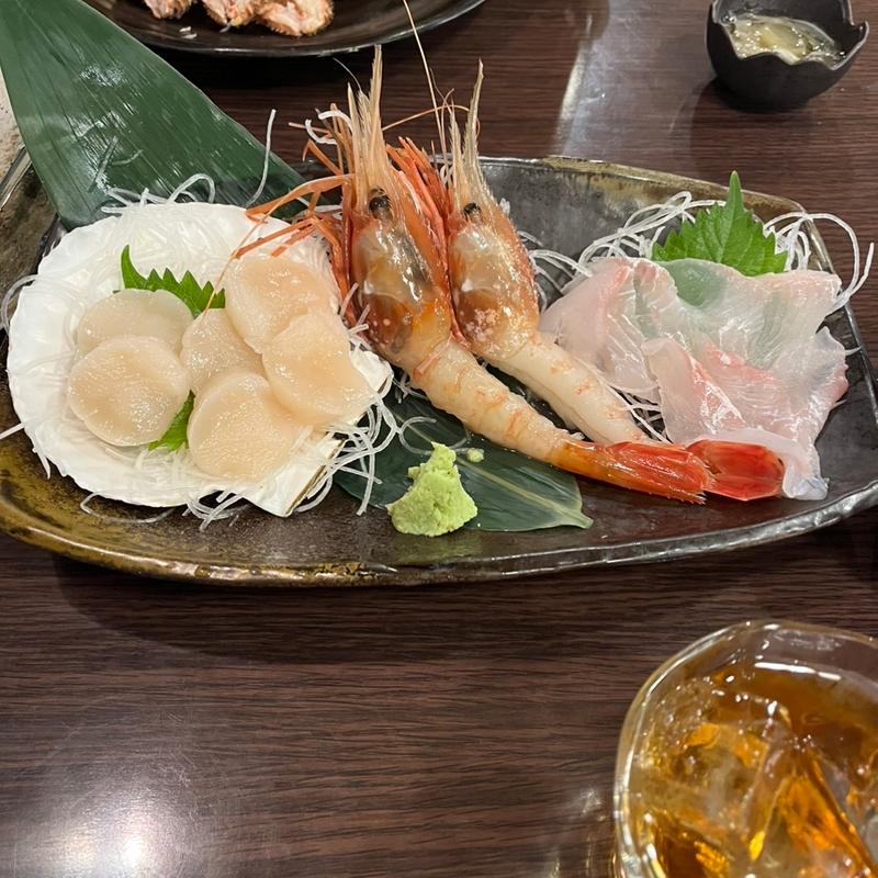 ボタン海老、ホタテ、ヒラメの刺身(開陽亭 すすきの2号店)