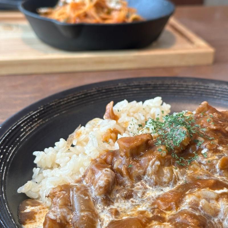 (イーズカフェ)